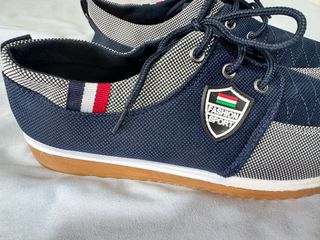 Zapatillas hombre - Azul y blanco a estrenar