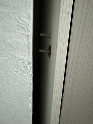 Armario madera beige. 
