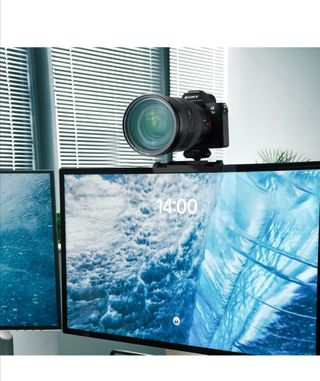 Soporte cámara monitor - abrazadera negra