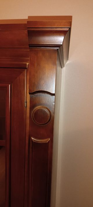 Vitrina madera maciza super nuevas 
