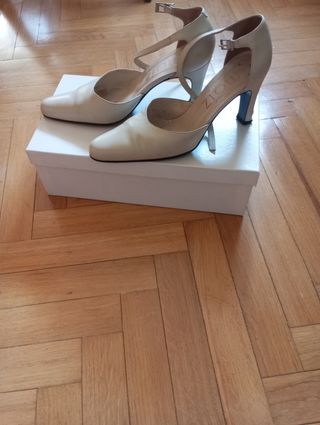 Zapatos novia beige