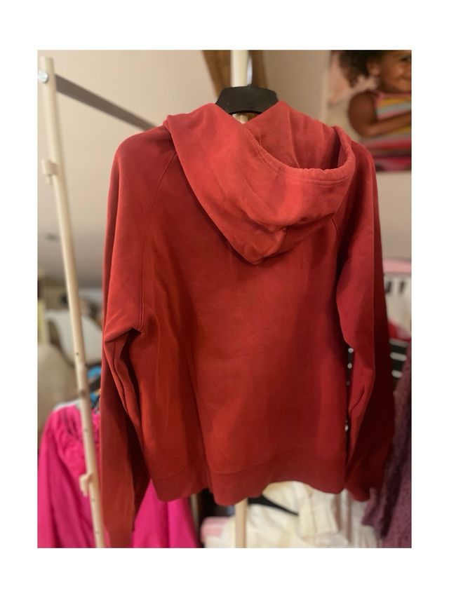 Sudadera roja Pull&Bear