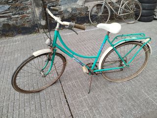 3 bicicletas B-H .2 Gacelas.1 Bolero