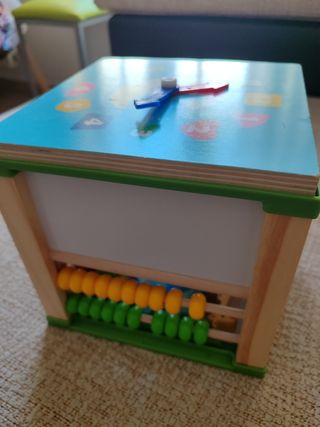 Caja actividades bebé