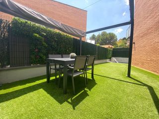 Pérgola aluminio - Como nueva URGE 

