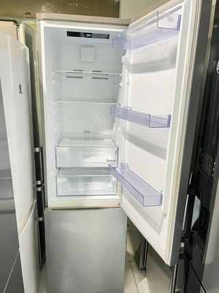 Nevera Beko - Frigorífico acero