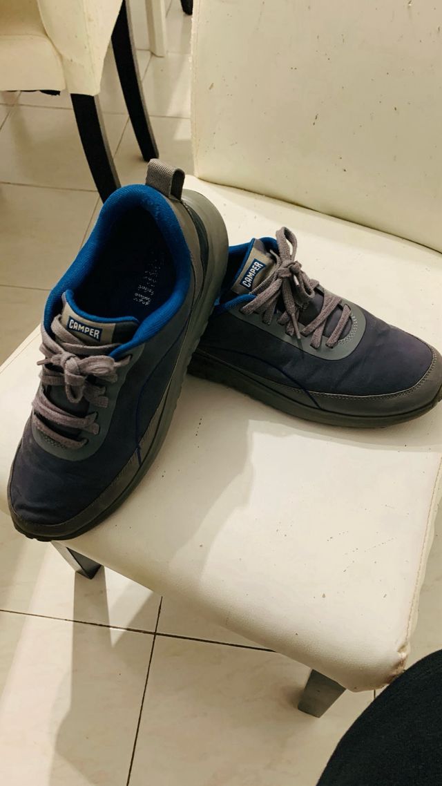 Zapatillas CAMPER grises y azules