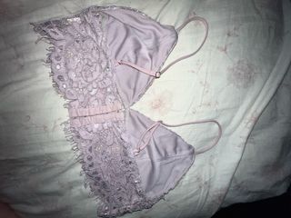 Top encaje lila