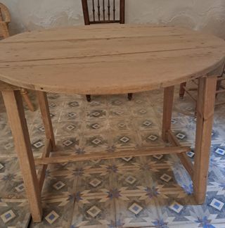 Mesa redonda rústica antigua (87 cm)