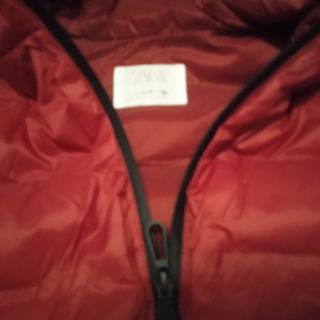 Chaleco Zara rojo Talla: 13-14