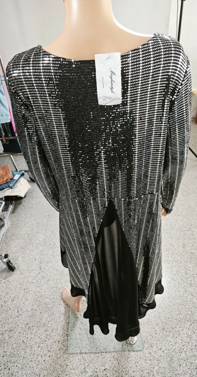 Vestido fiesta brillo asimétrico