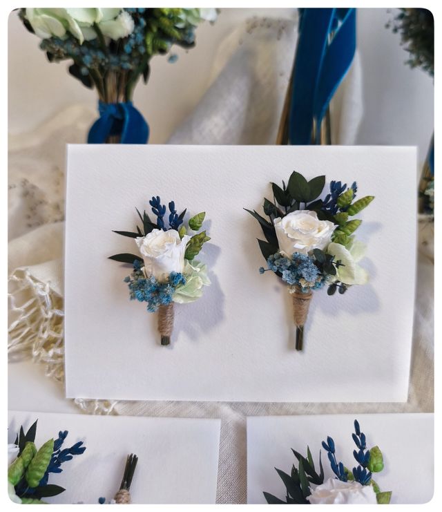 Ramo de  novia y accesorios con flor preservada