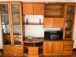 Armario madera salón vintage