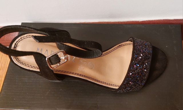Sandalias MaryPaz negras glitter 35