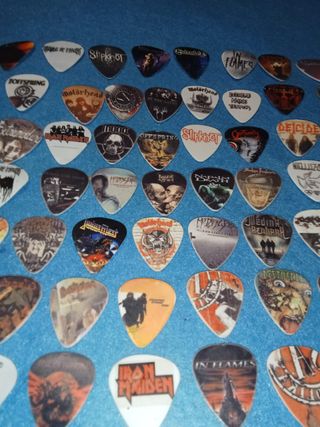 Púas de guitarra personalizadas para grupos