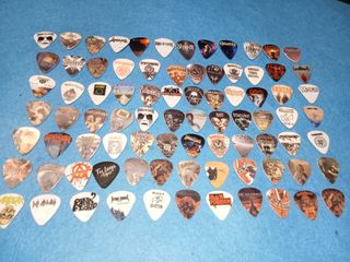 Púas de guitarra personalizadas para grupos