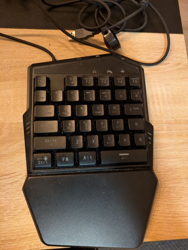 Teclado Gamer 1 Mano - Negro