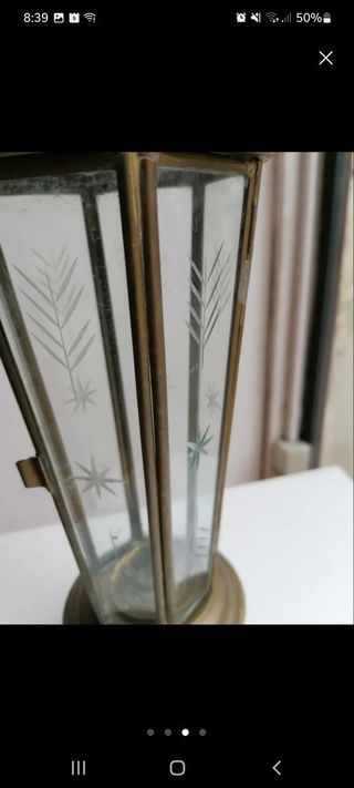 Dos Faroles  dorados de  metal y cristal