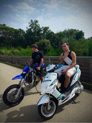 Yamaha Jog R- Scooter