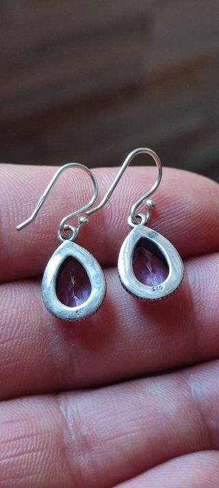 Pendientes de plata y amatistas. 
