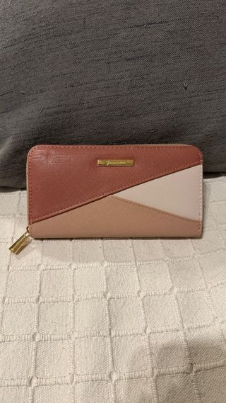 Cartera Stradivarius 