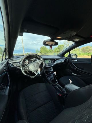 Opel Astra 2016