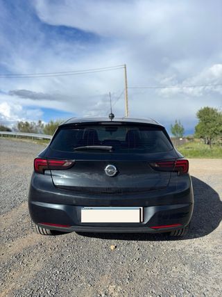 Opel Astra 2016