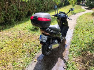 Aprilia Leonardo 250 - Scooter