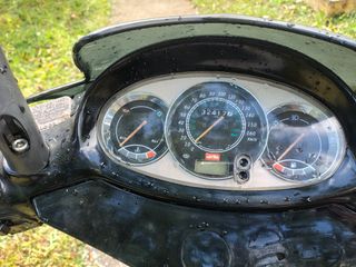 Aprilia Leonardo 250 - Scooter