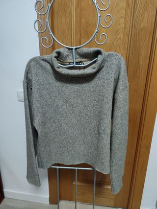 Jersey cuello alto Zara S