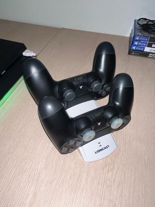 PS4 Slim 1TB - PlayStation 4
