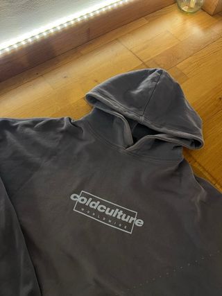 Sudadera gris Cold Culture