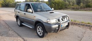 Nissan Terrano II 2004