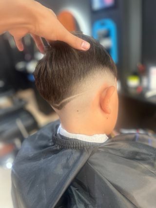 Barbero a domicilio – Corte y barba profesional