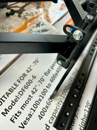 Soporte TV 42"-70", 25kg, Giratorio