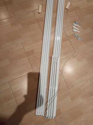 Pannello giapponese bianco da 2 metri. 2 per 15 euro.