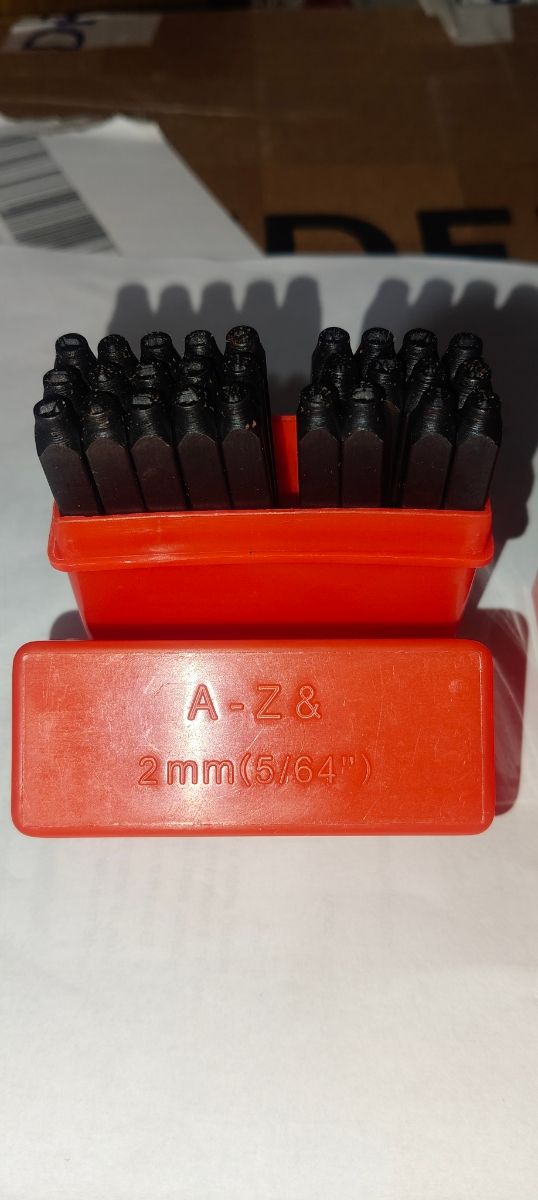 Punzones letras y números 2mm