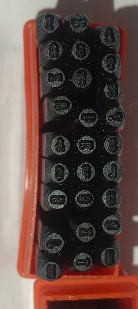 Punzones letras y números 2mm