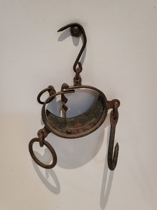 Balanza antigua de mano