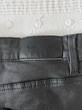 Pitillos negros efecto cuero