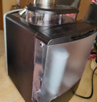 Cafetera Krups Quattro Force 