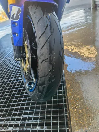 Yamaha R1 - Moto Impecable