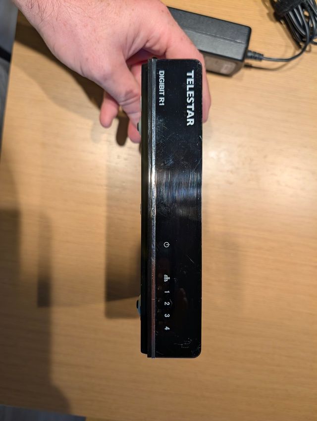Receptor Satélite TELESTAR Digibit R1