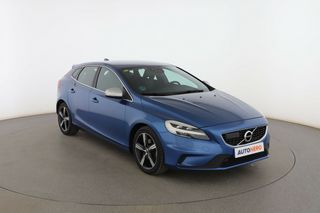 Volvo V40 2.0 T3 R-Design Momentum