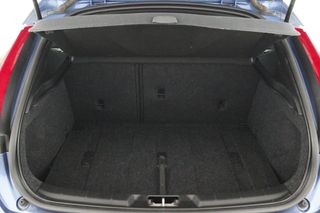 Volvo V40 2.0 T3 R-Design Momentum