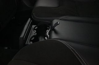 Volvo V40 2.0 T3 R-Design Momentum