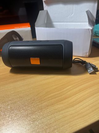 Altavoz inalámbrico Charge Mini