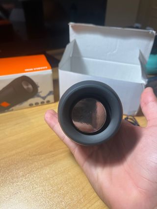 Altavoz inalámbrico Charge Mini