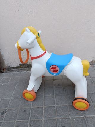 Caballo balancín infantil con ruedas