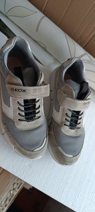 Zapatillas Geox niño - grises y beige